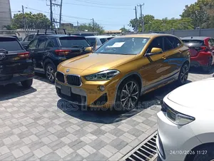 BMW X2 2025 Gold