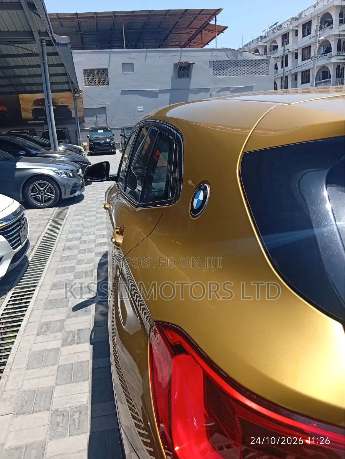 BMW X2 2025 Gold