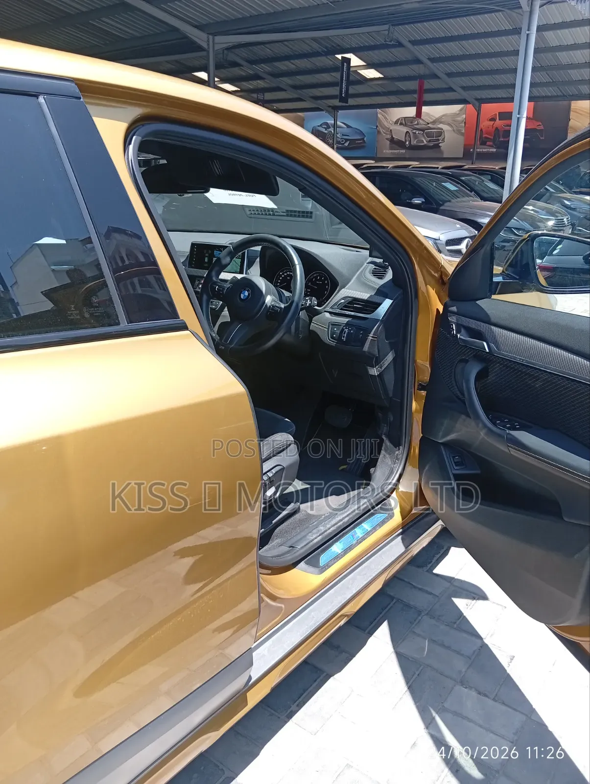 BMW X2 2025 Gold
