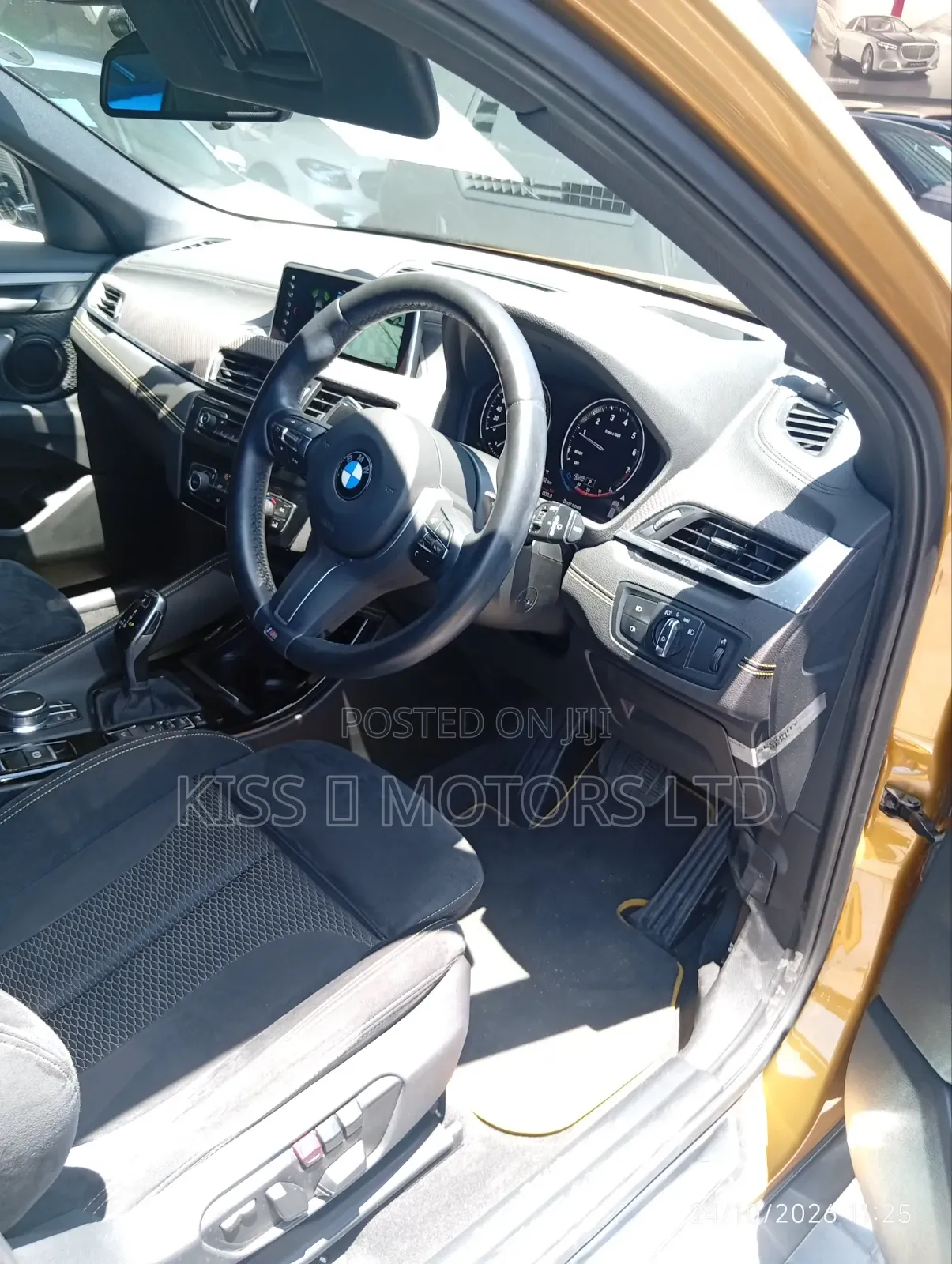 BMW X2 2025 Gold