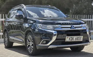 Mitsubishi Outlander 2.4 PHEV AWD 2015 Black