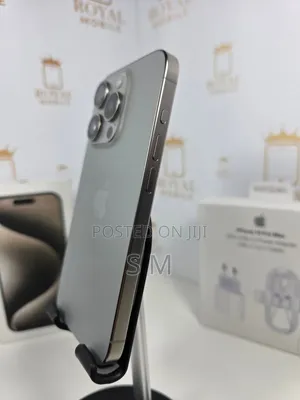 Apple iPhone 15 Pro Max 512 GB Silver