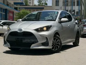 Toyota Yaris 2020 Teal