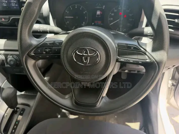 Toyota Yaris 2020 Teal