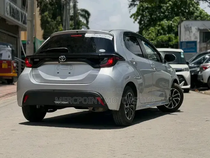 Toyota Yaris 2020 Teal