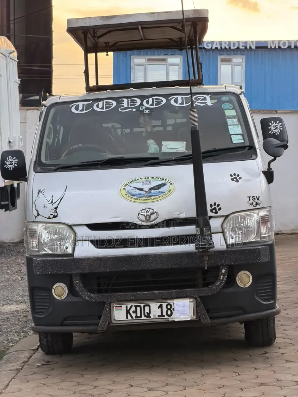 Toyota HiAce 2017 Silver