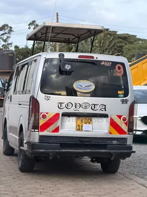 Toyota HiAce 2017 Silver