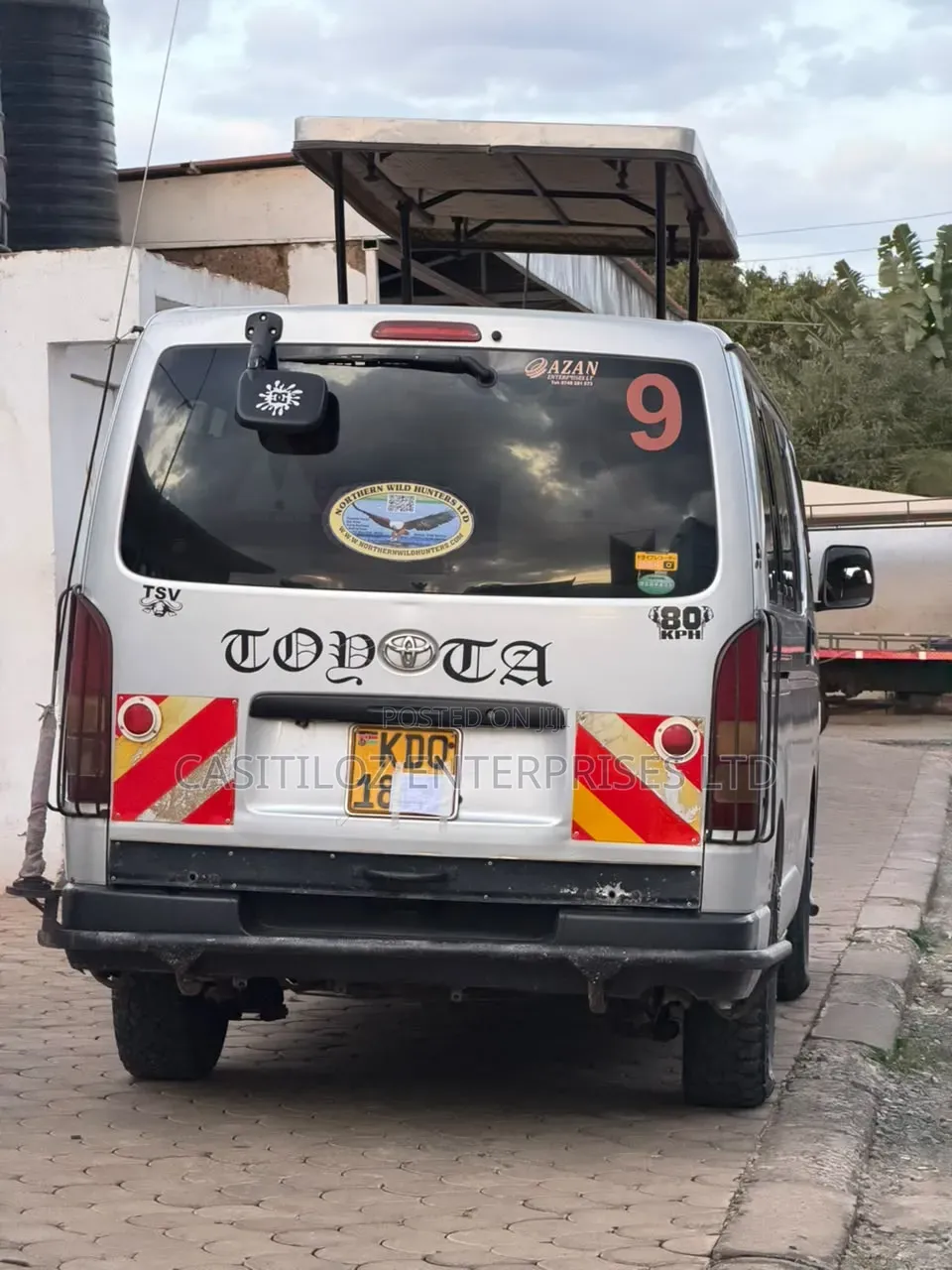 Toyota HiAce 2017 Silver