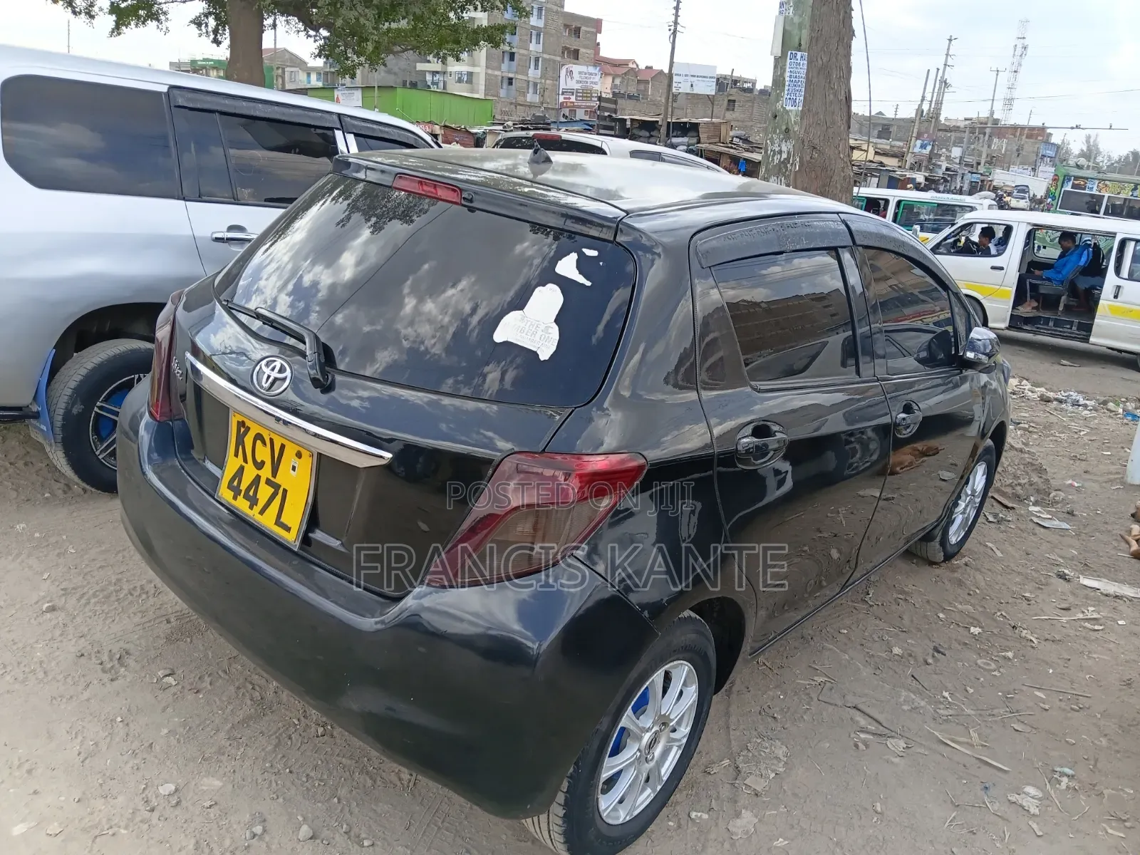 Toyota Vitz 2009 Black