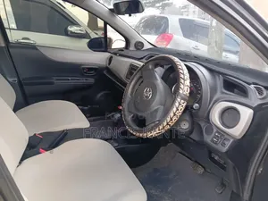 Toyota Vitz 2009 Black