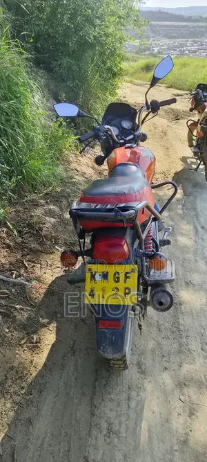 TVS HLX 125 2026 Blue