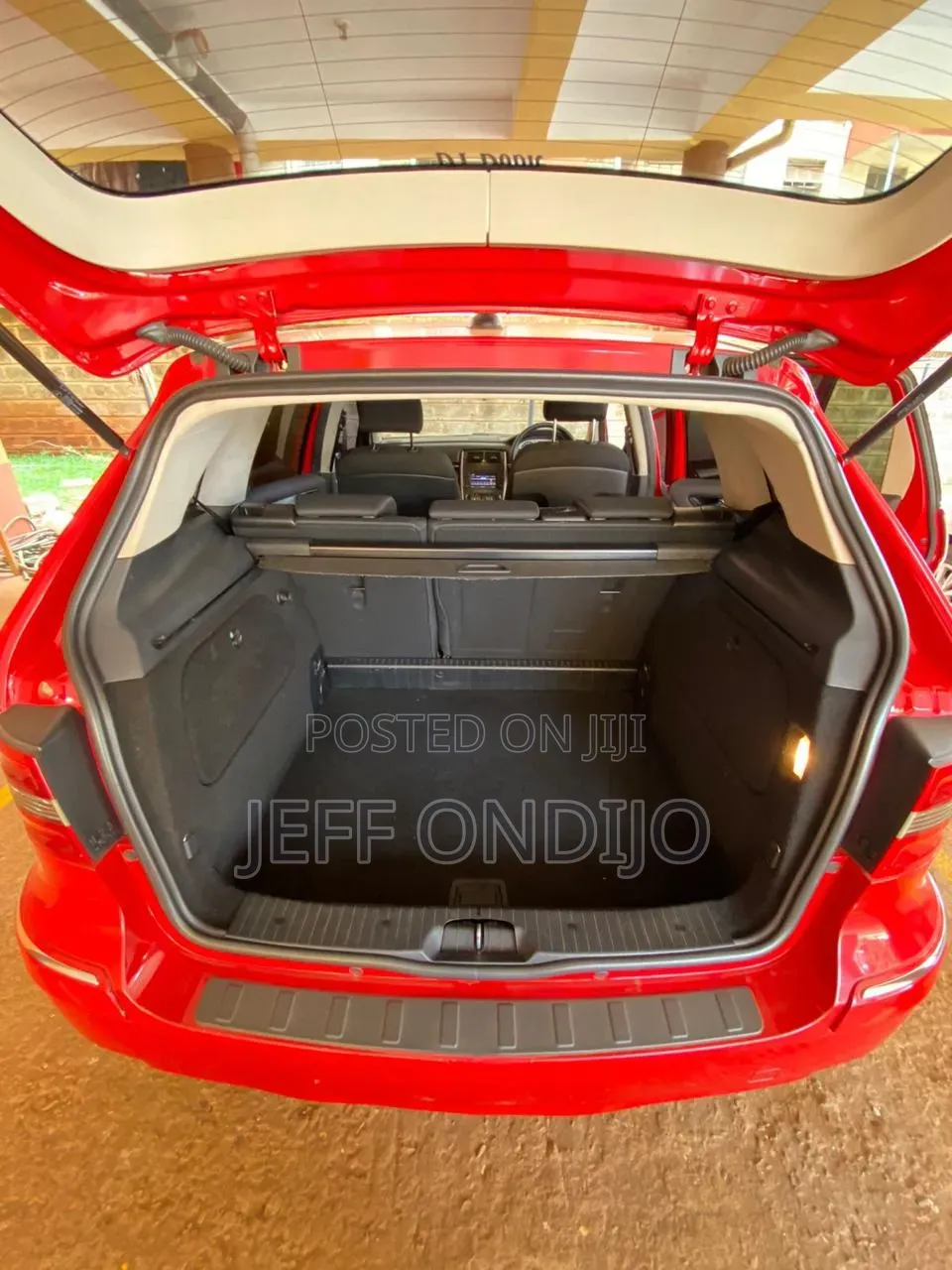 Mercedes-Benz B-Class 2010 Red