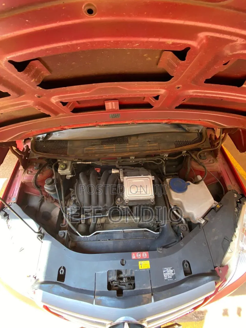 Mercedes-Benz B-Class 2010 Red
