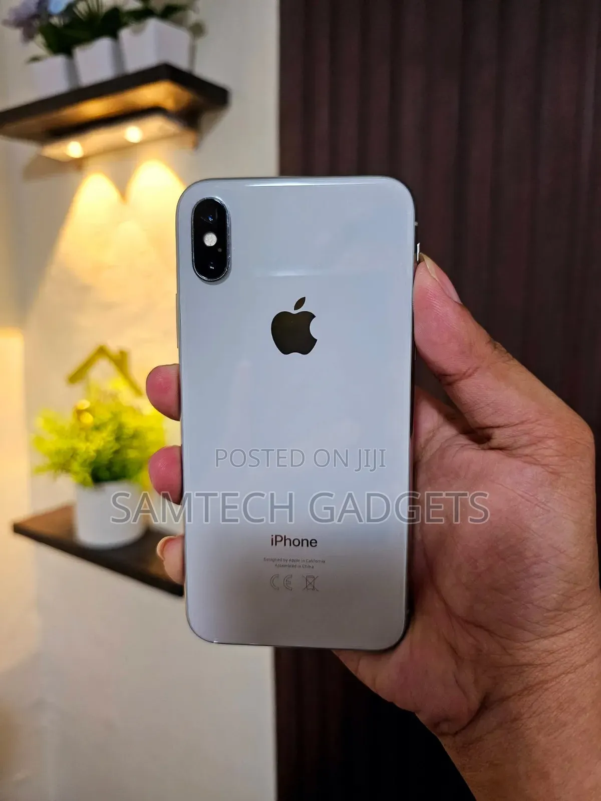 Apple iPhone X 256 GB White