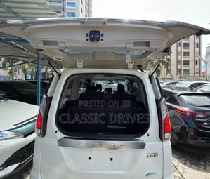 Nissan Serena 2019 White