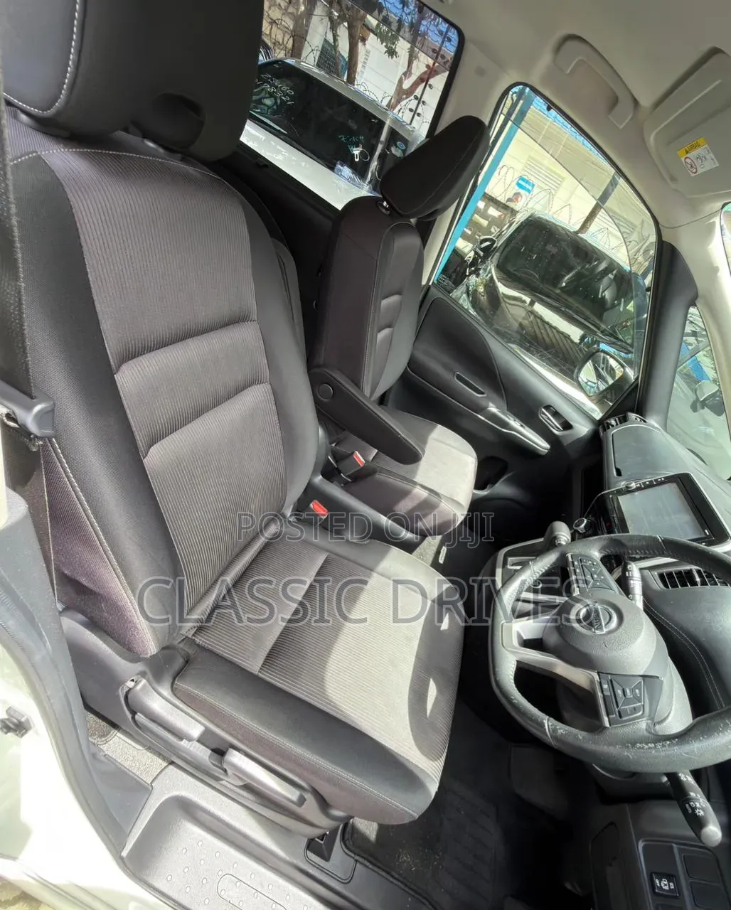 Nissan Serena 2019 White