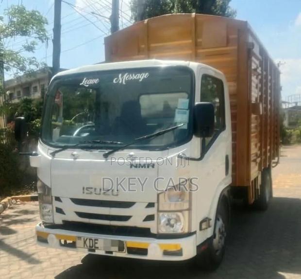 Isuzu NMR 2022