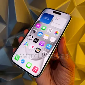 Apple iPhone 15 256 GB Silver