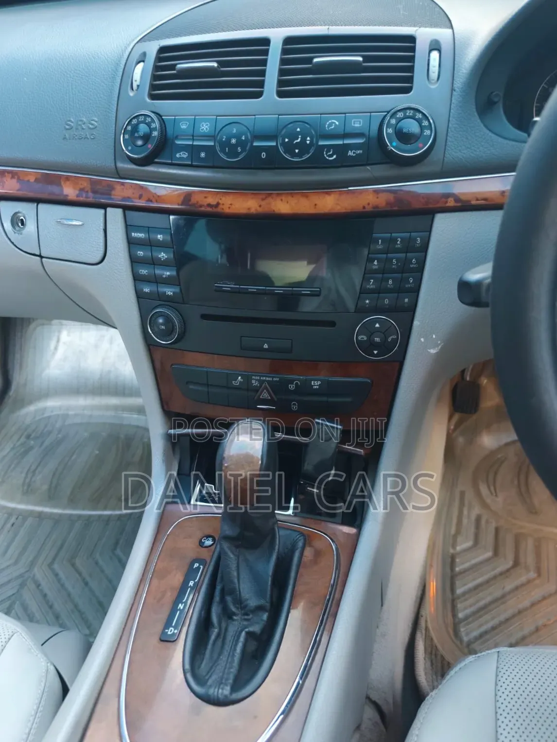 Mercedes-Benz E200 2005 Silver