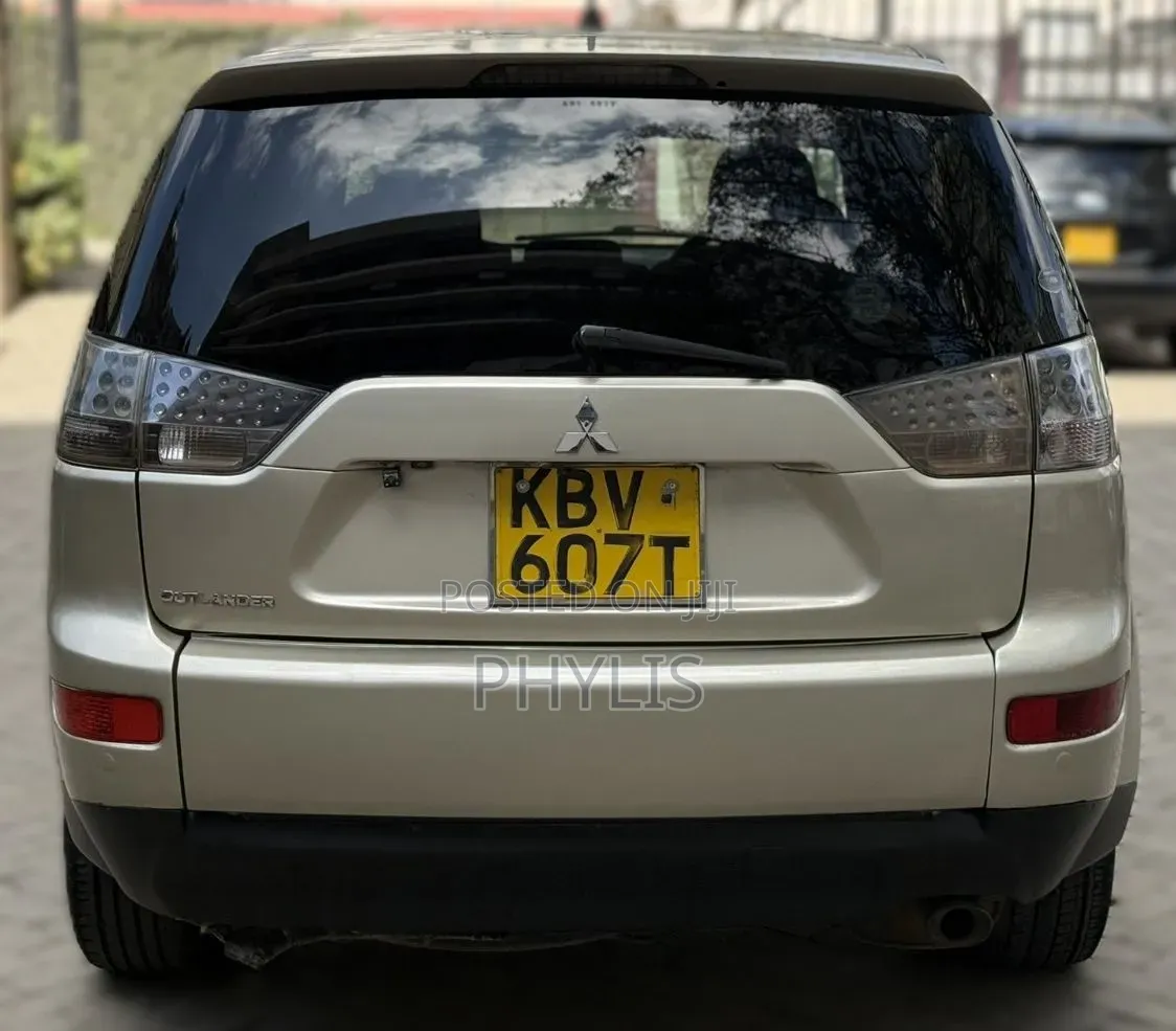 Mitsubishi Outlander 2006 Gold
