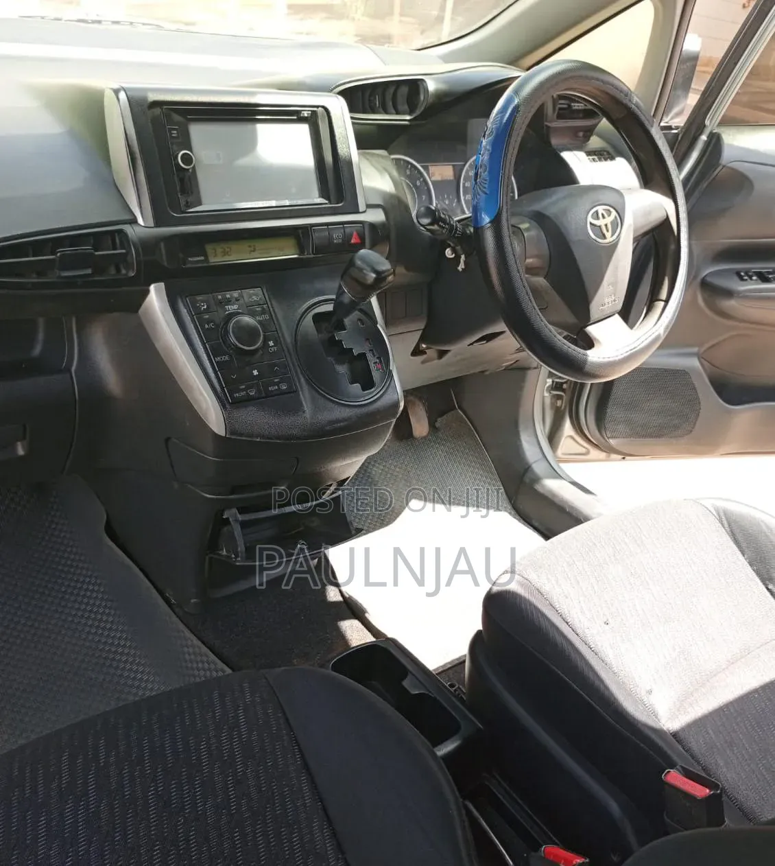 Toyota Wish 2010