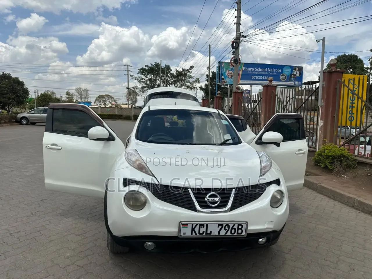 Nissan Juke 2011 White