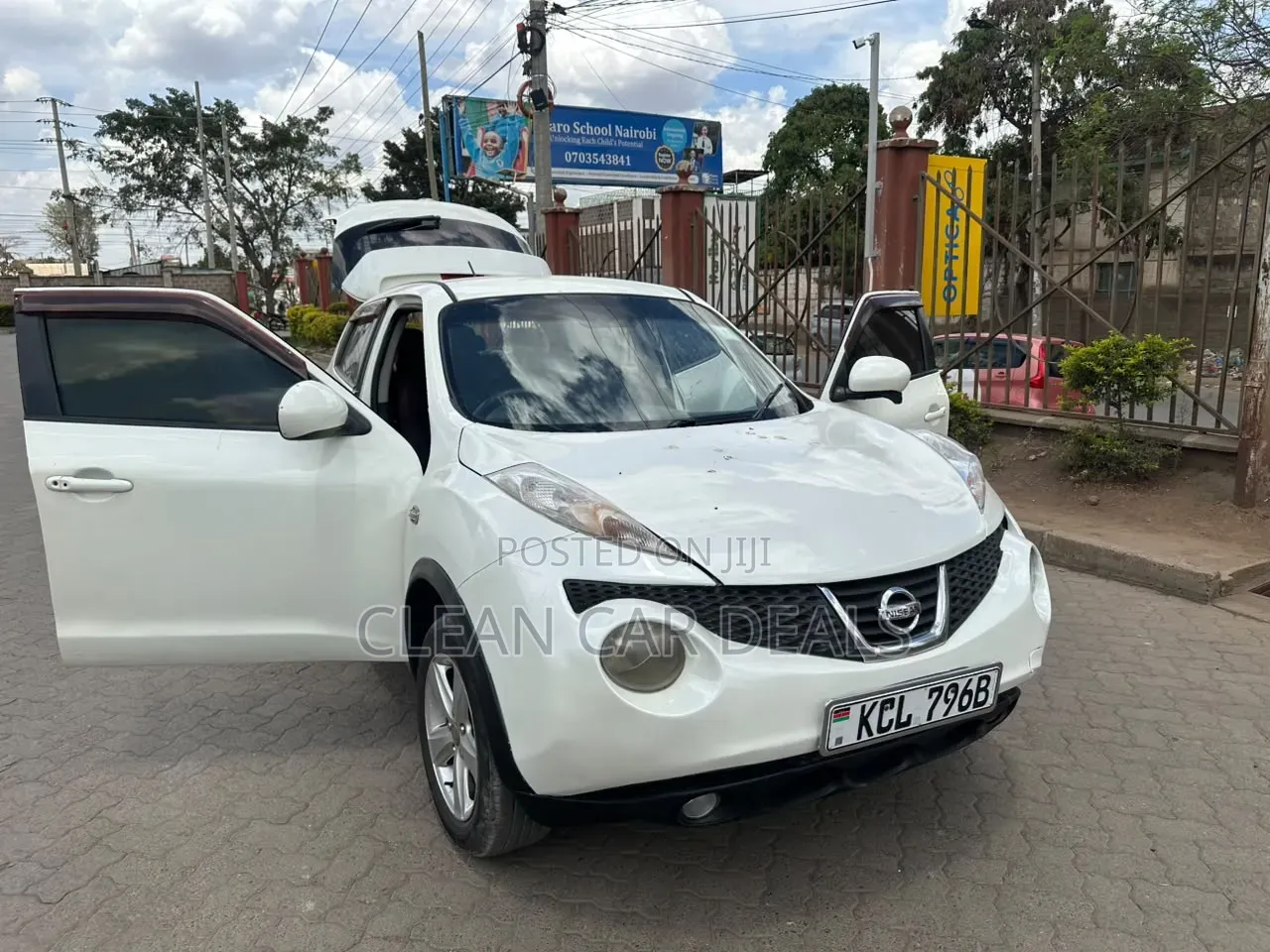 Nissan Juke 2011 White