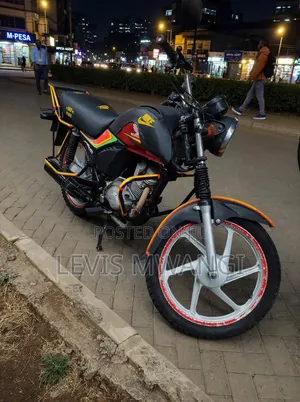 Honda CB 2022 Red