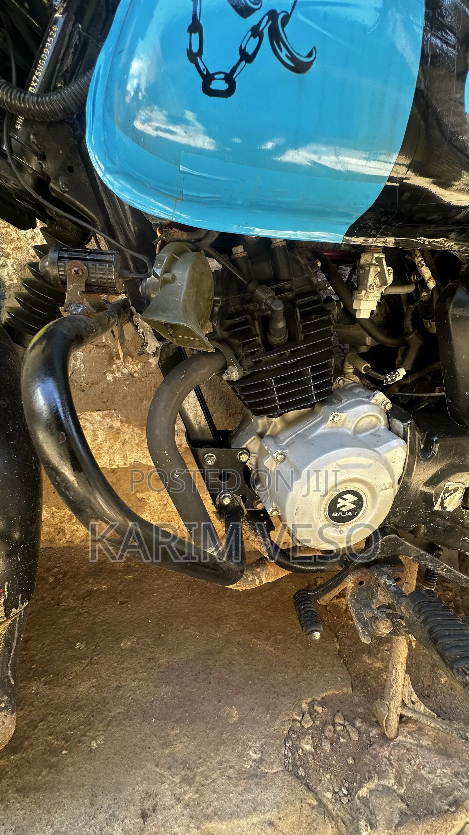 New Bajaj Boxer 125 2025 Blue