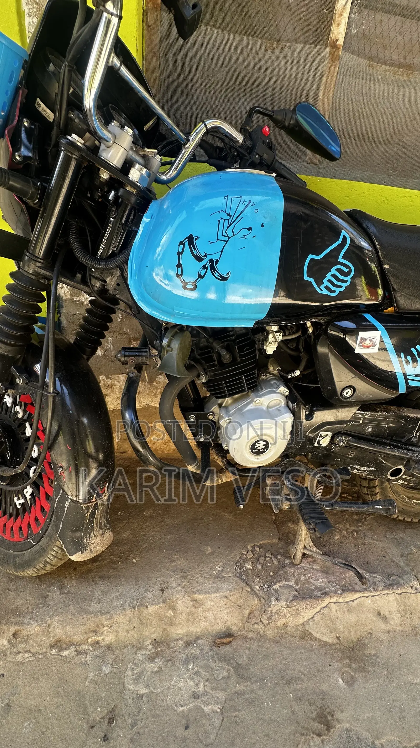New Bajaj Boxer 125 2025 Blue