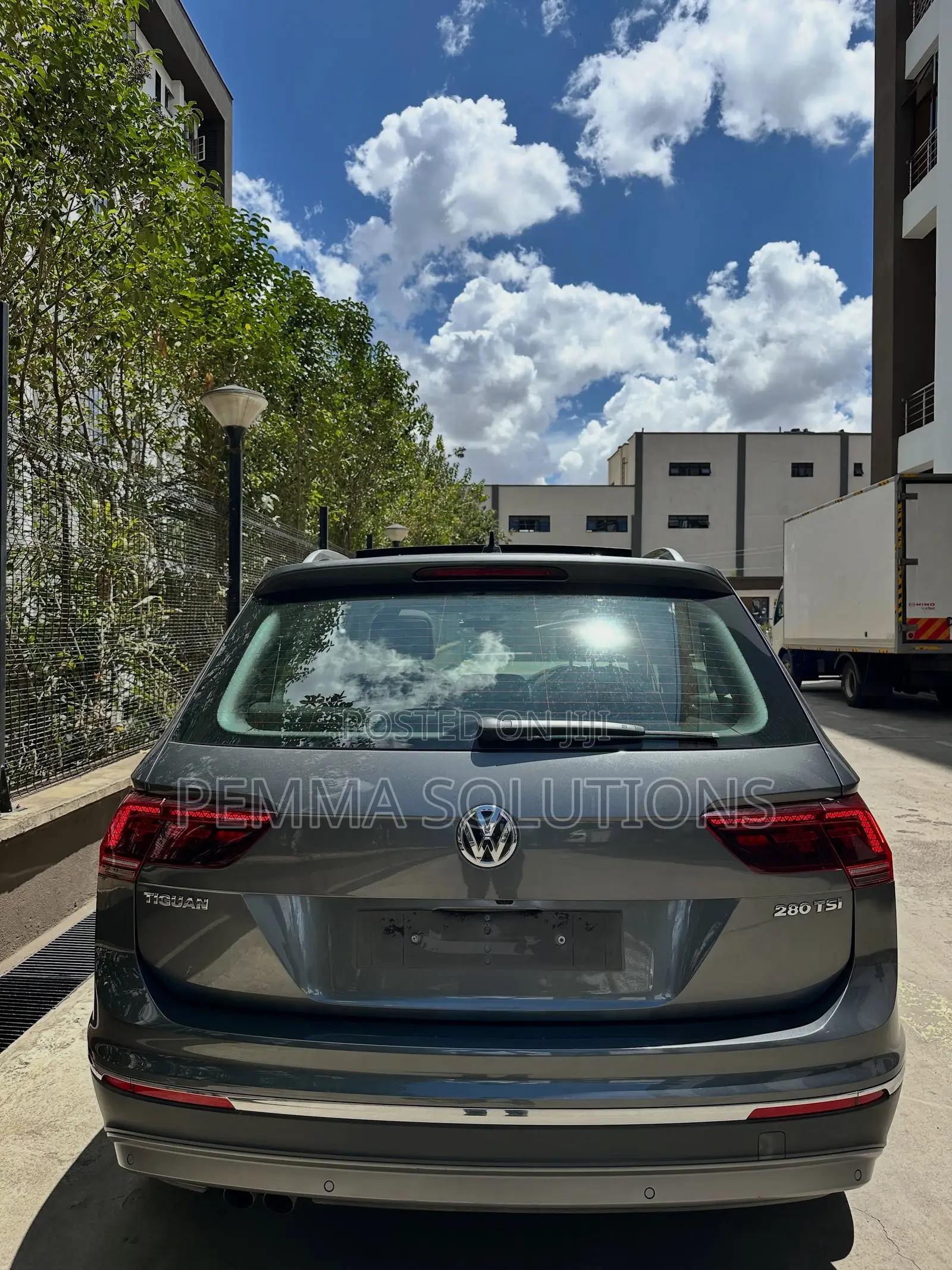 Volkswagen Tiguan 2018 Gray