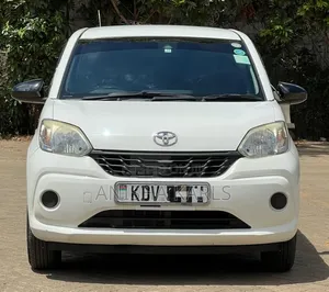 Toyota Passo 2017 White