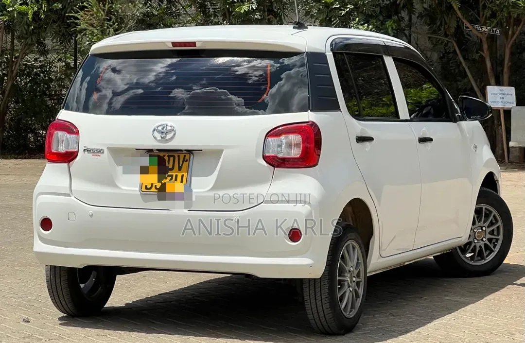 Toyota Passo 2017 White