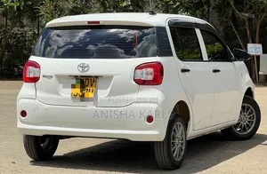 Toyota Passo 2017 White