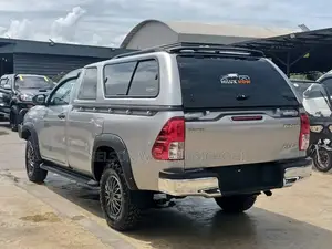 Toyota Hilux 2019 Gray