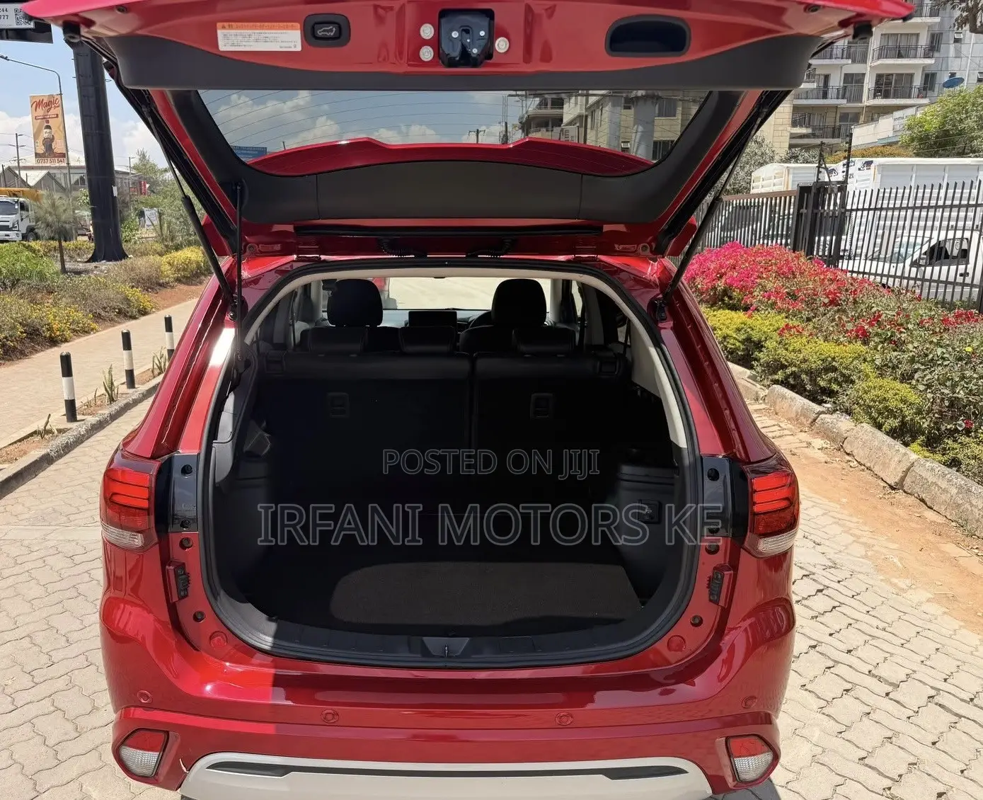 Mitsubishi Outlander 2.0 PHEV AWD 2019 Red