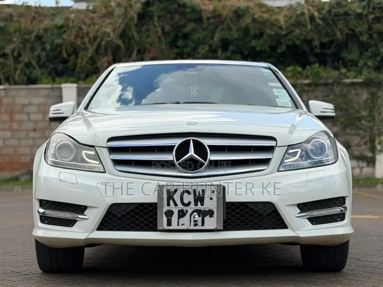 Mercedes-Benz C200 2012 White