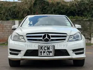 Mercedes-Benz C200 2012 White