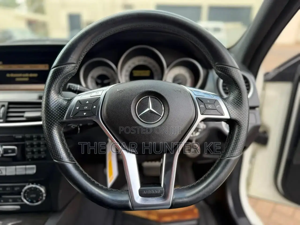 Mercedes-Benz C200 2012 White