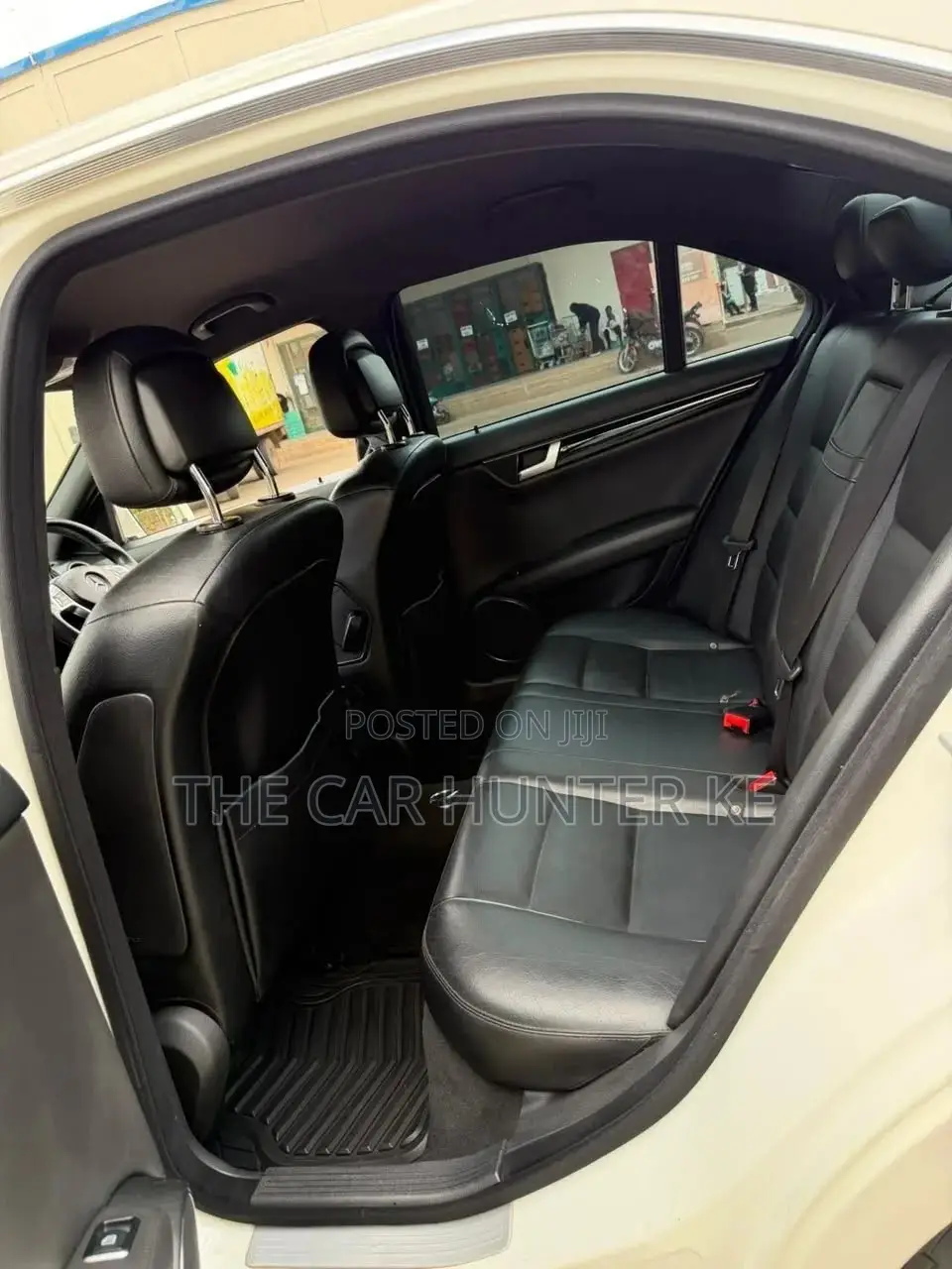 Mercedes-Benz C200 2012 White
