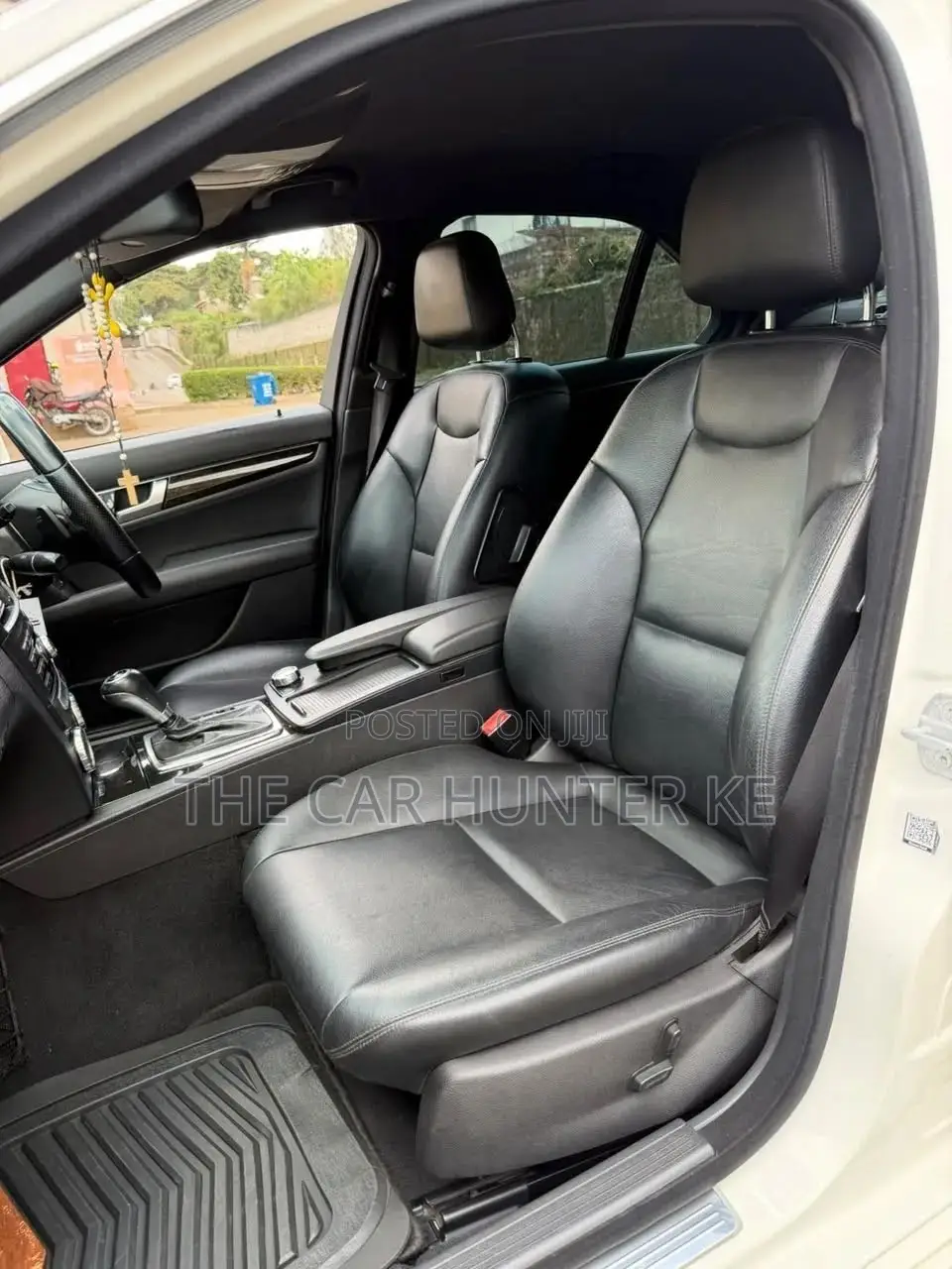 Mercedes-Benz C200 2012 White