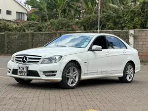 Mercedes-Benz C200 2012 White