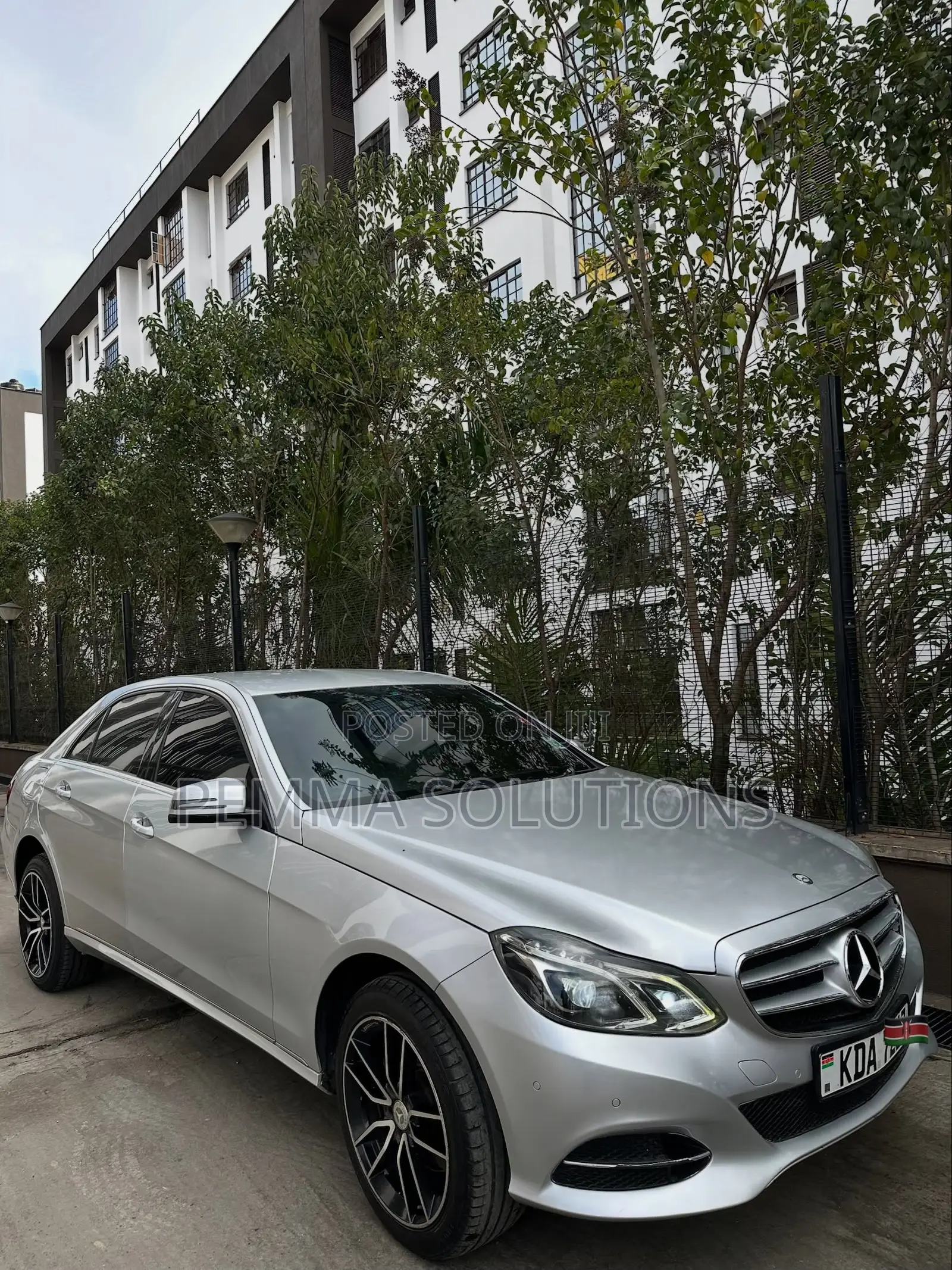 Mercedes-Benz E250 2013 Gray
