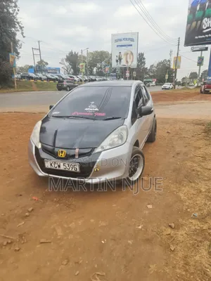 Honda Fit Automatic 2012 Silver