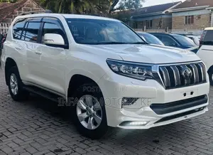 Toyota Land Cruiser Prado 2.8 2019 Off white