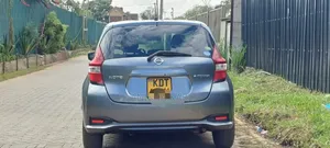 Nissan Note 2018 Blue