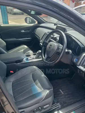 Toyota Crown 2019 Black