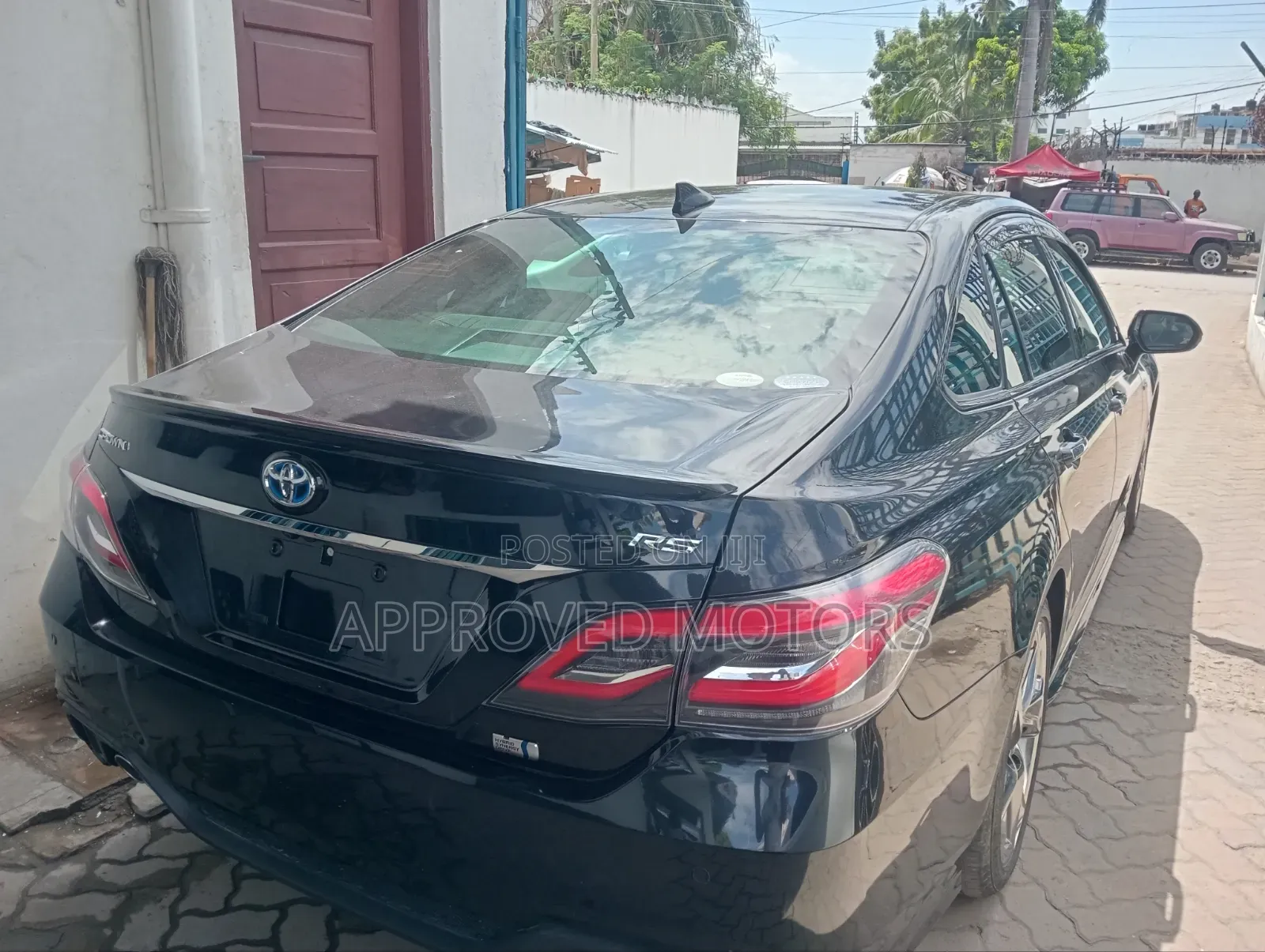 Toyota Crown 2019 Black