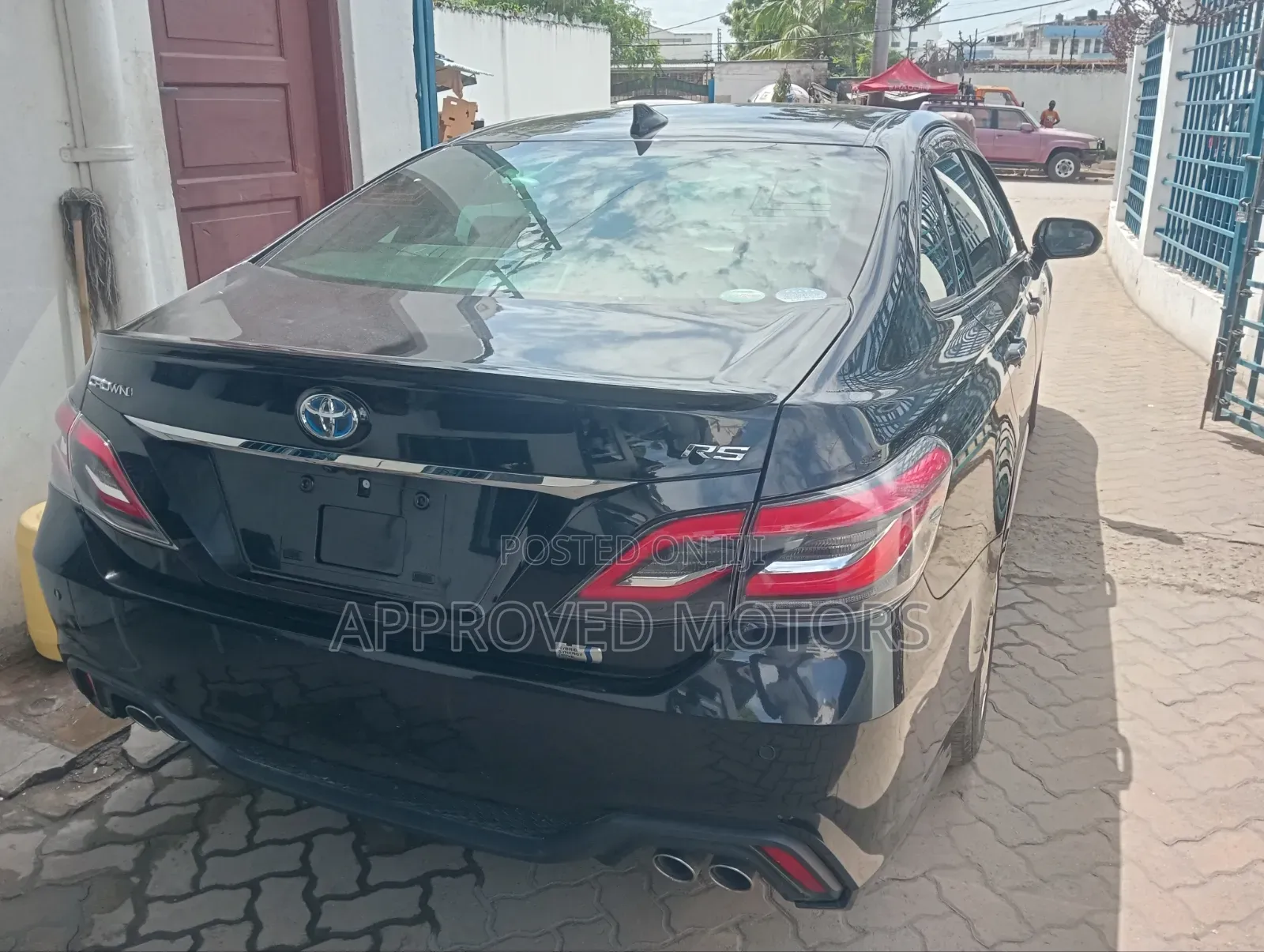Toyota Crown 2019 Black