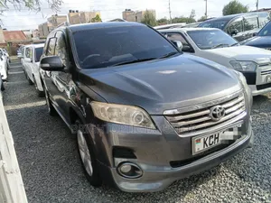 Toyota Vanguard 2011